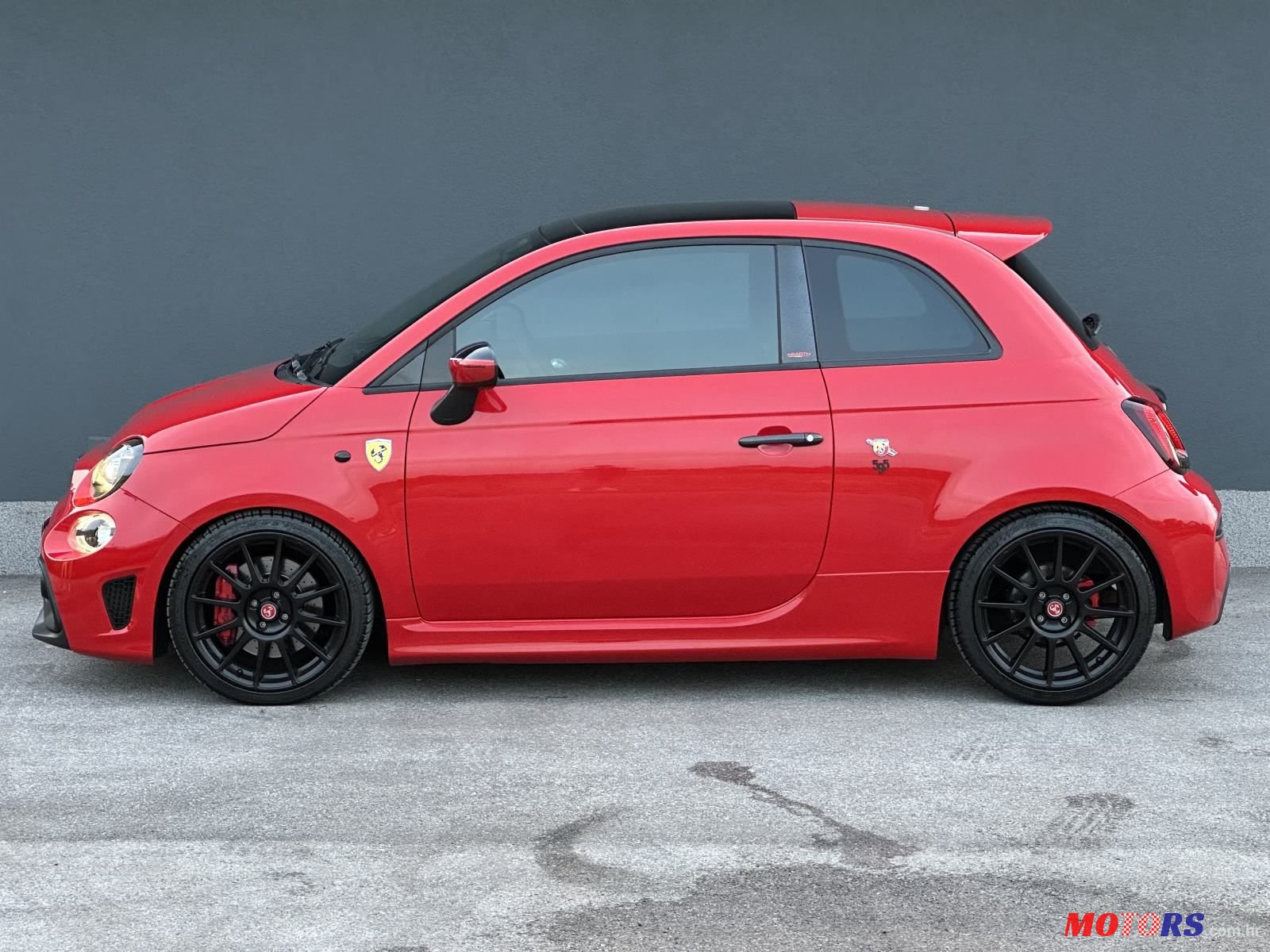 2021' Fiat 500 Abarth photo #4