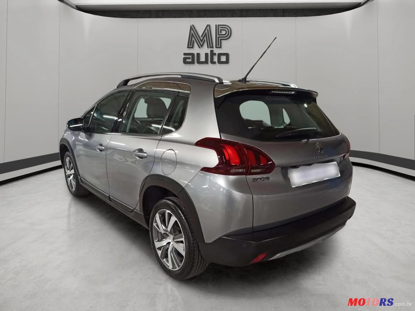 2017' Peugeot 2008 1,2 photo #2