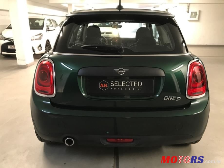 2018' MINI One D photo #6