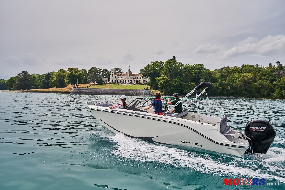 2023' Bayliner Element M19 Bowrider photo #2