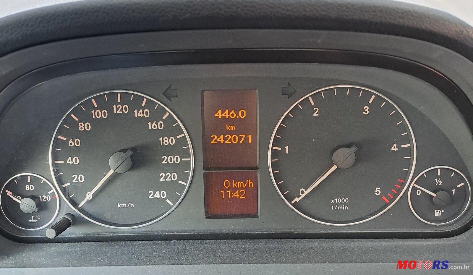 2010' Mercedes-Benz photo #4