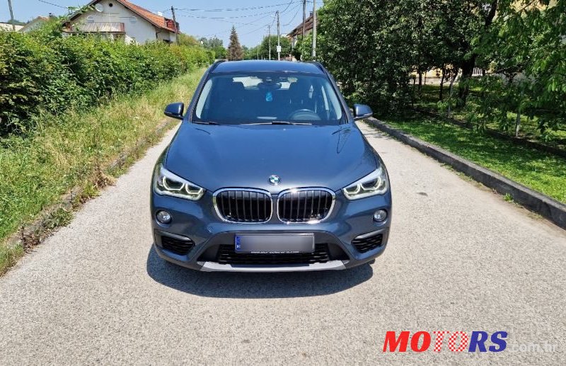 2017' BMW X1 18D photo #2