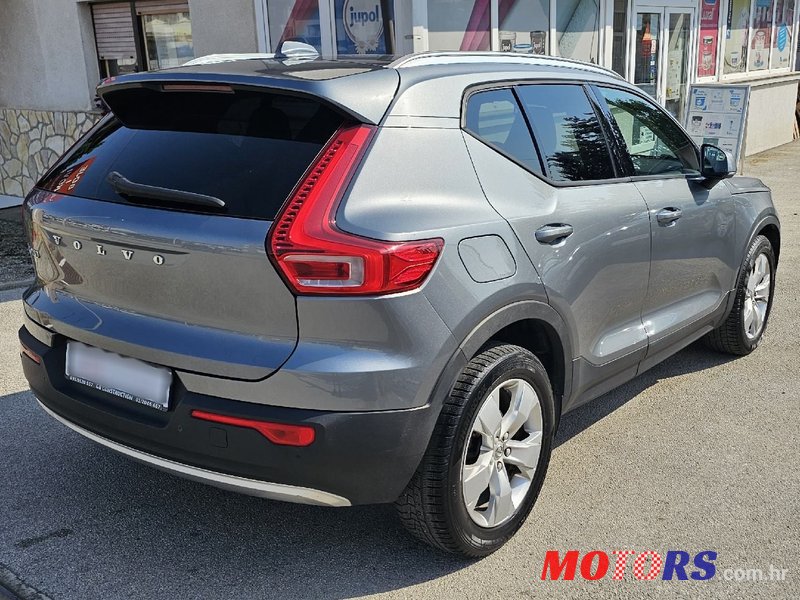 2019' Volvo XC40 D3 photo #3