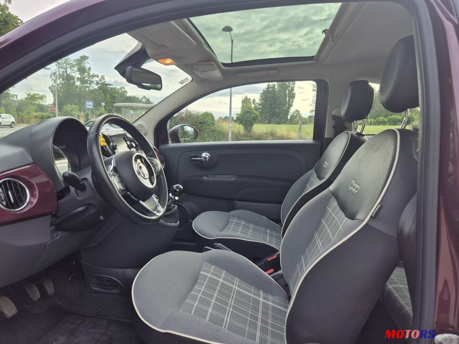 2015' Fiat 500 Twinair photo #6