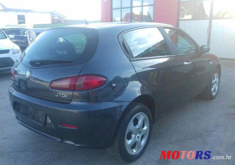 2007' Alfa Romeo 147 1,9 Jtd 120 photo #2