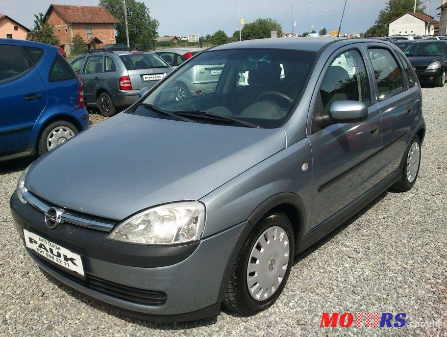 2002' Opel Corsa Club 1,7 photo #2