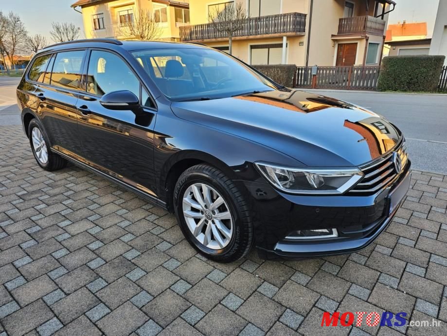 2016' Volkswagen Passat Variant photo #1