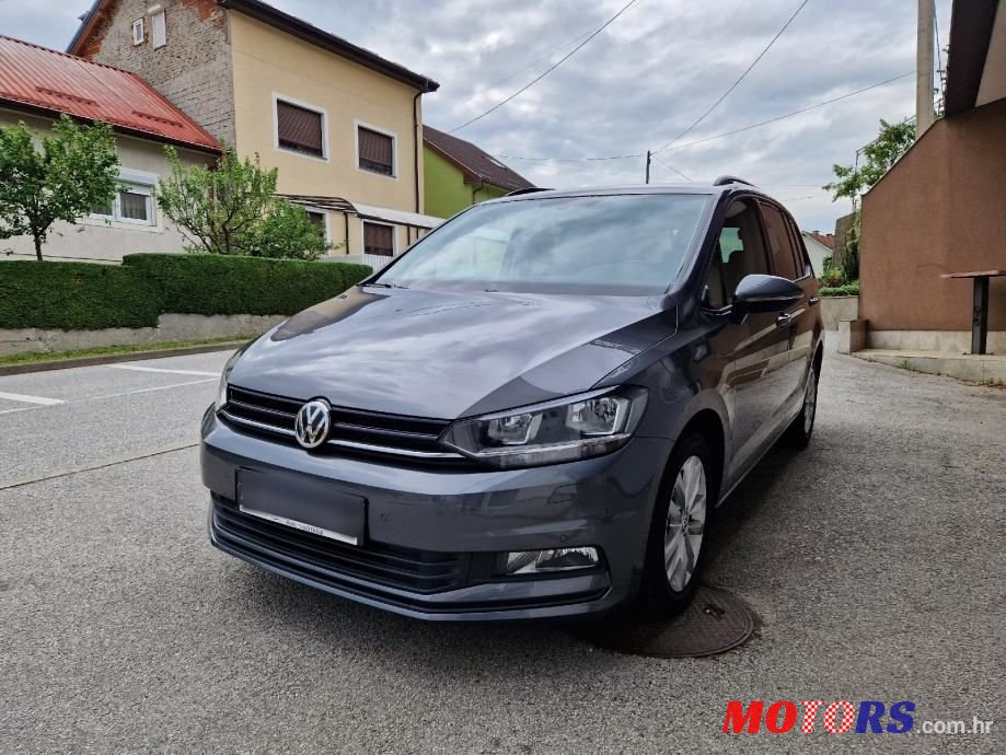 2017' Volkswagen Touran 1,6 Tdi photo #1