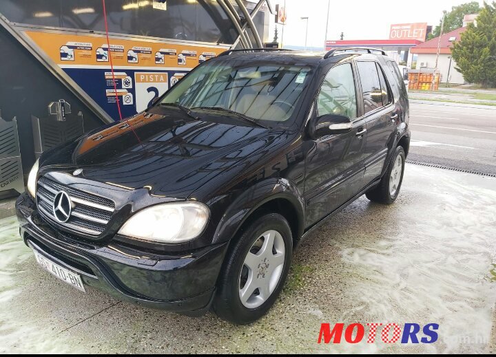 2001' Mercedes-Benz ML 400 CDI V8 AMG photo #1