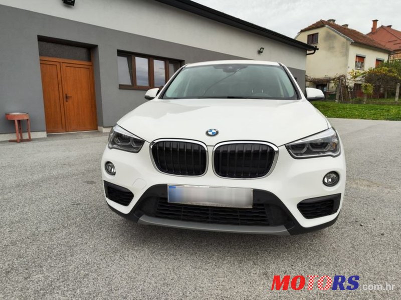 2017' BMW X1 18D photo #6