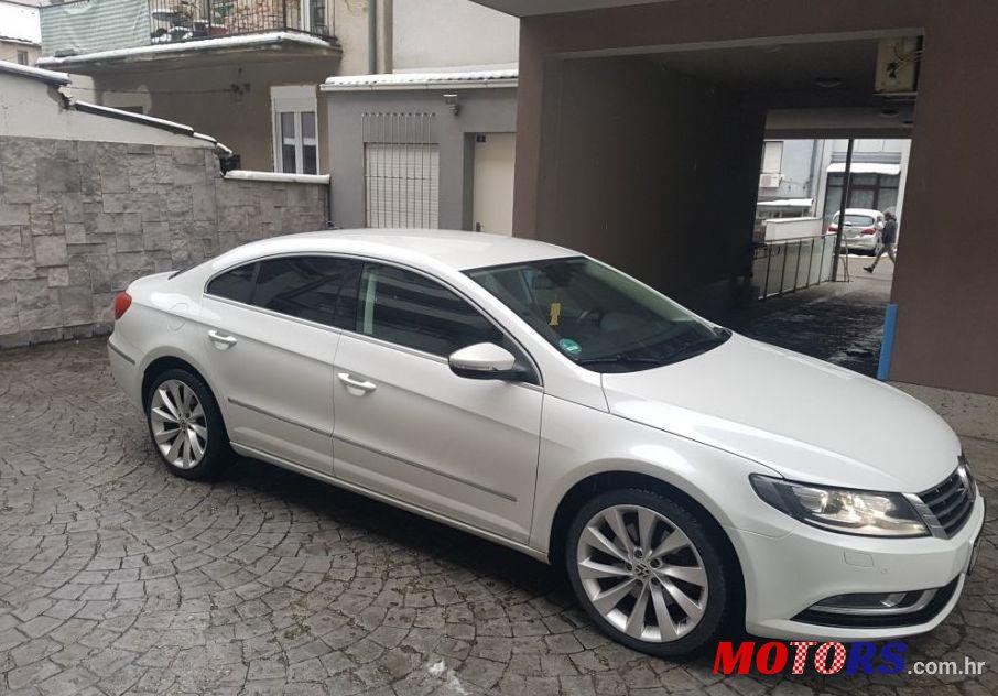 2015' Volkswagen Passat 2,0 Tdi Bmt photo #1