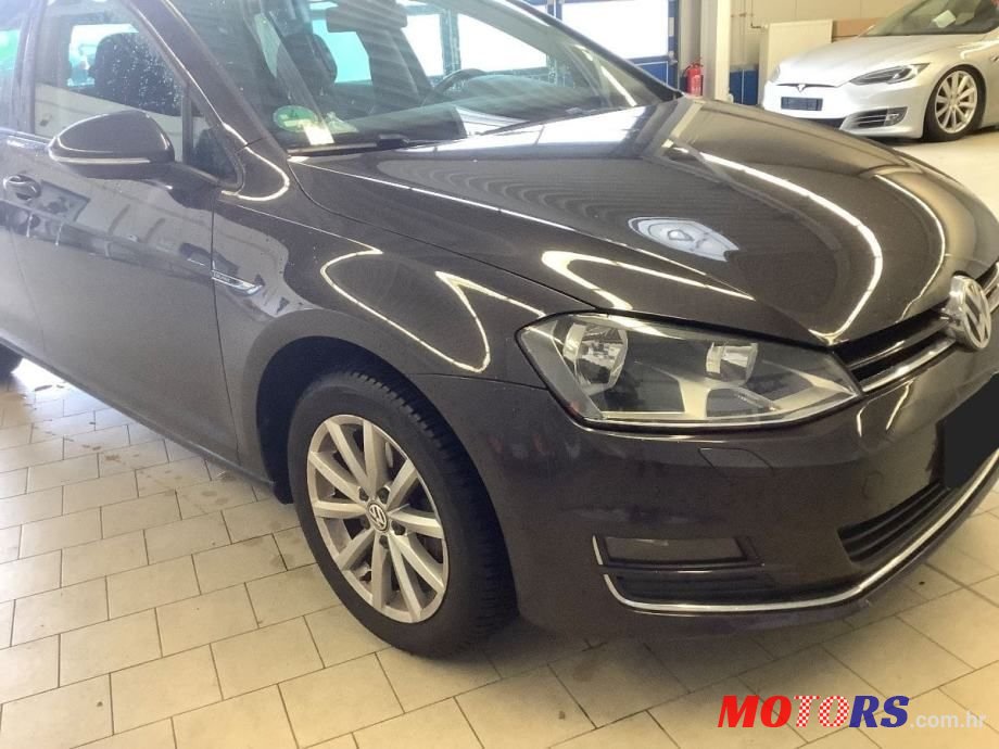 2015' Volkswagen Golf 7 1,6 Tdi Bmt photo #2