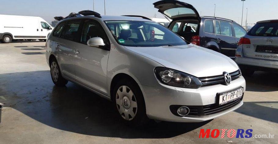 2013' Volkswagen Golf Vi Variant 1,6 Tdi photo #1