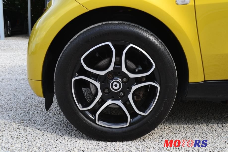 2019' Smart Fortwo Prime Eq photo #5