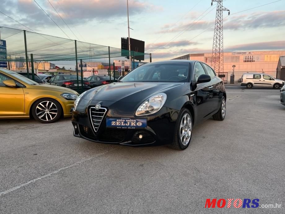 2010' Alfa Romeo Giulietta 1,6 photo #5