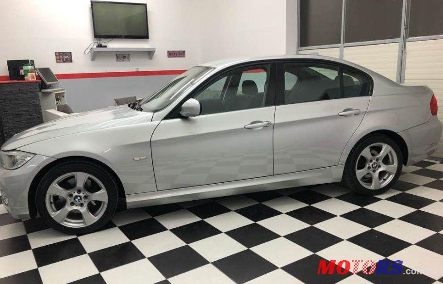 2011' BMW Serija 3 320D photo #1