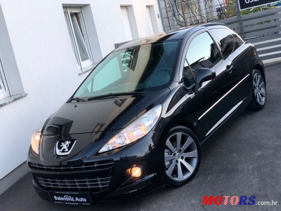 2011' Peugeot 207 photo #1
