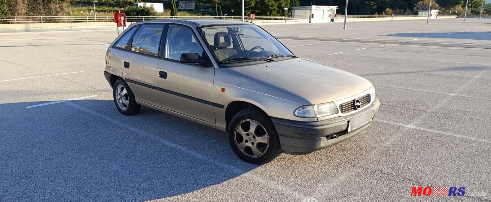 2000' Opel Astra 1,4 photo #6