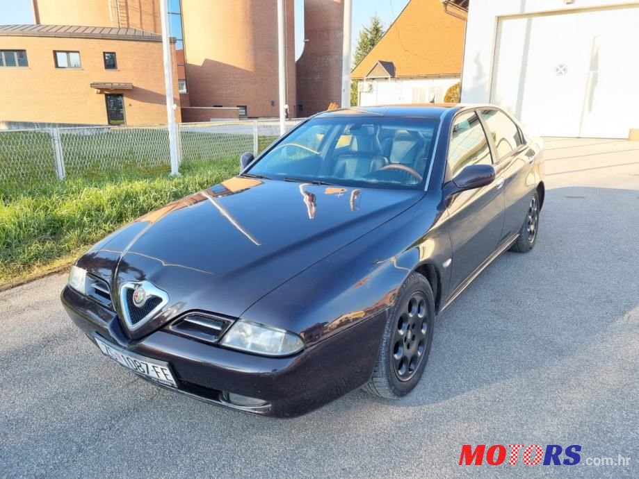 2002' Alfa Romeo 166 2,4 Jtd photo #2