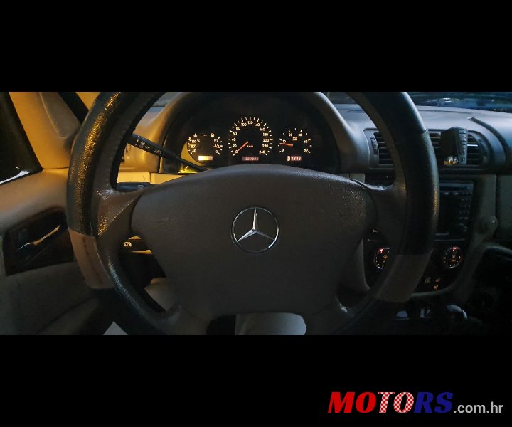 2001' Mercedes-Benz ML 400 CDI V8 AMG photo #6