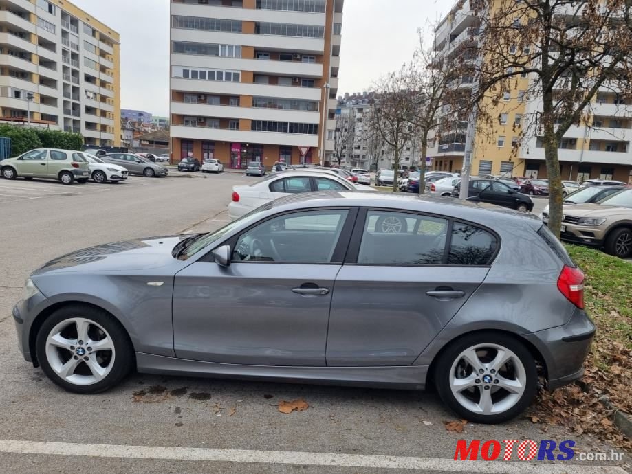 2009' BMW Serija 1 118D photo #3