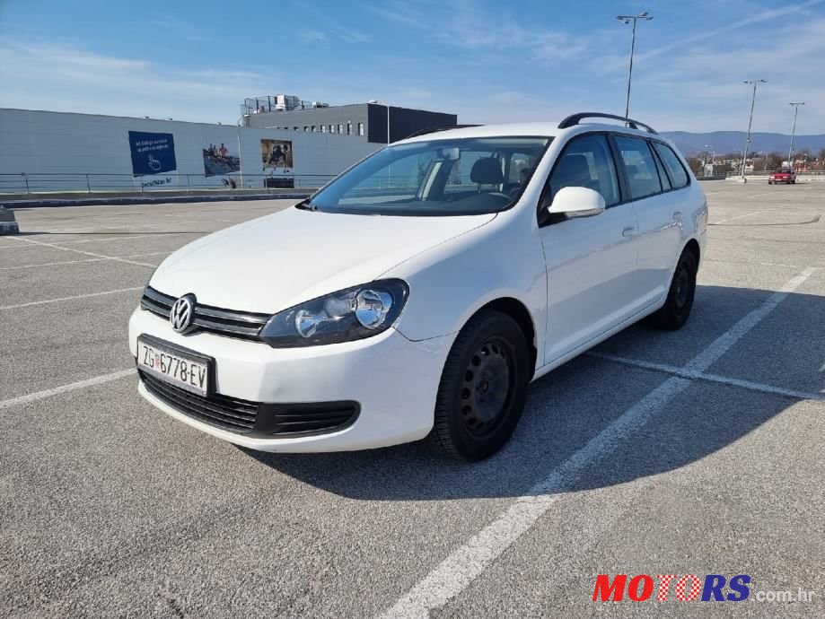 2012' Volkswagen Golf 6 Variant photo #1