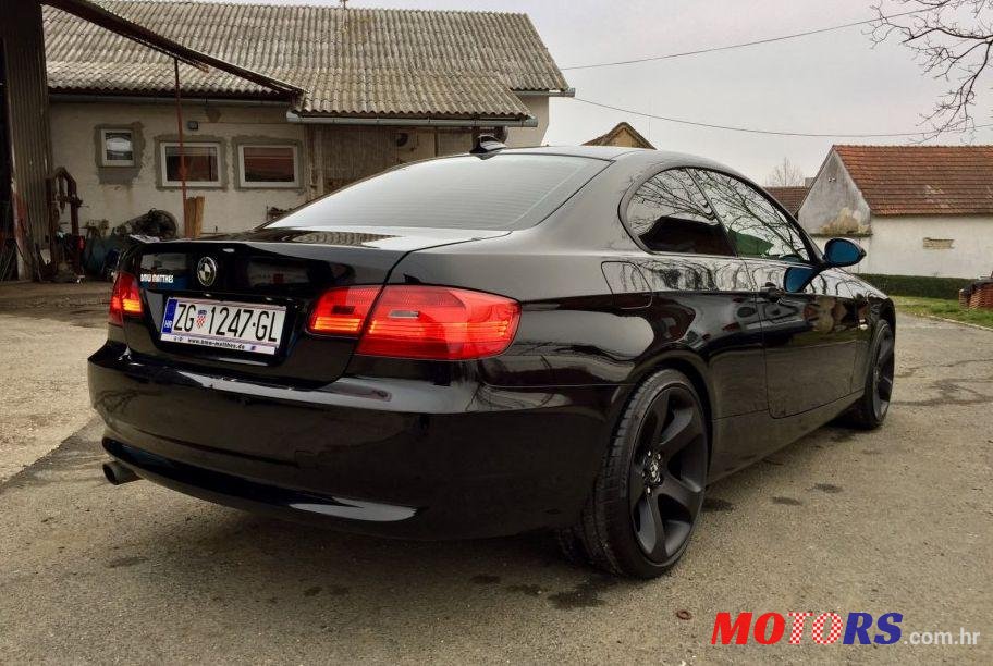 2008' BMW Serija 3 Coupe 320D photo #2