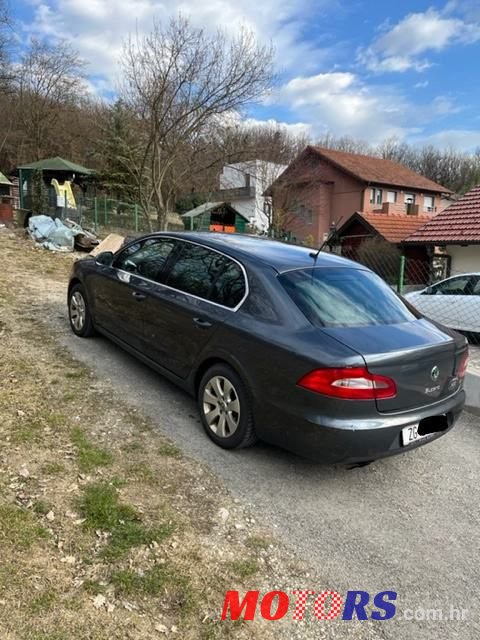 2009' Skoda Superb 2,0 Tdi photo #3