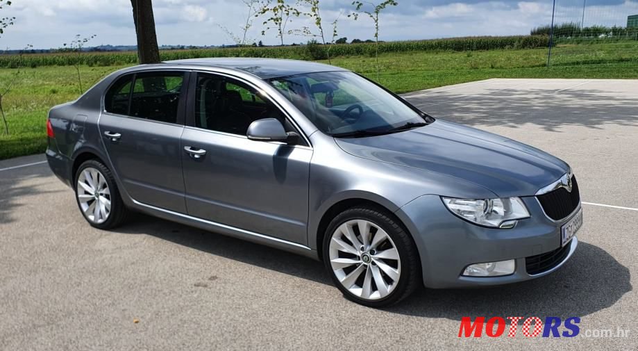 2012' Skoda Superb 1,6 Tdi photo #2
