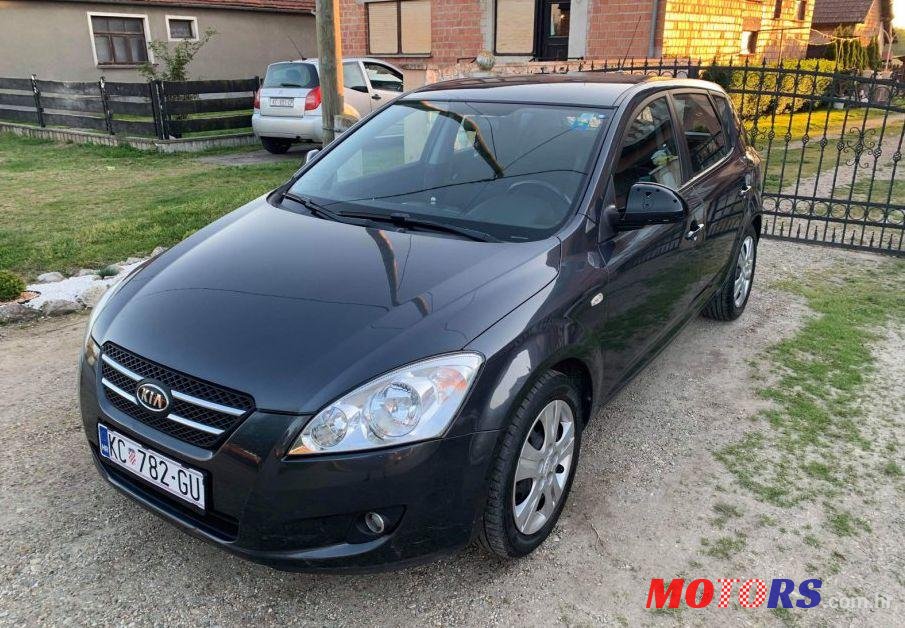 2009' Kia Ceed 1,6 Crdi Lx photo #1