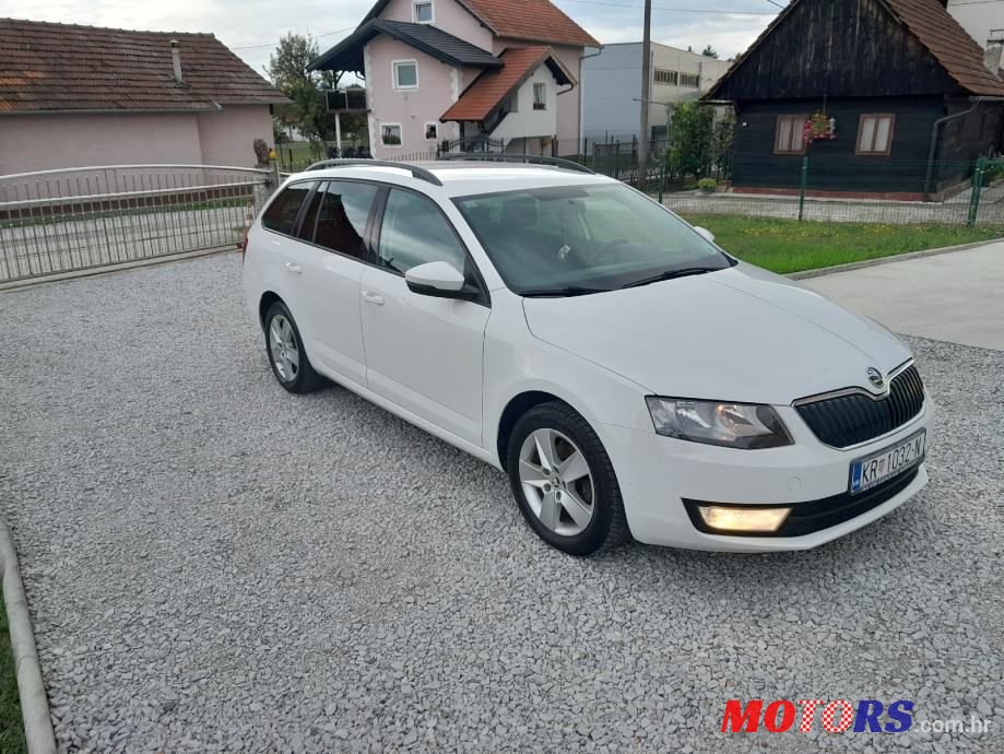 2014' Skoda Octavia Combi photo #2