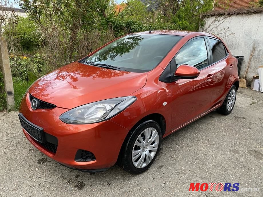 2010' Mazda 2 1.4 D photo #1