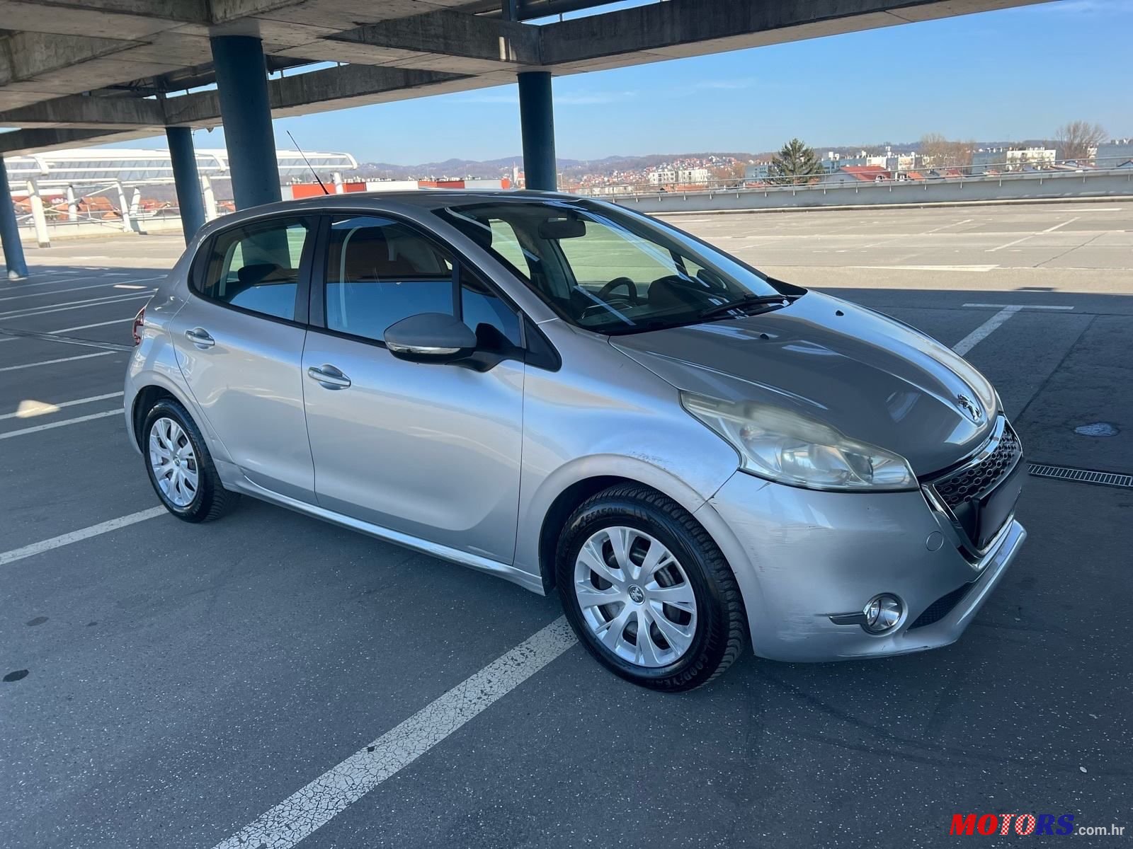 2013' Peugeot 208 1,2 Vti photo #3
