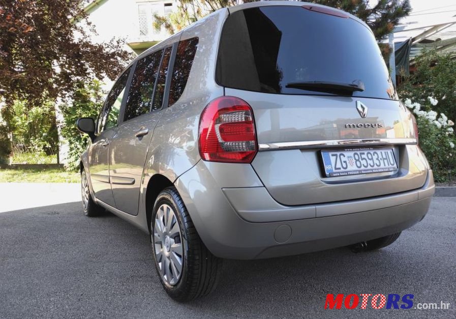 2008' Renault Grand Modus 1,5 Dci photo #2