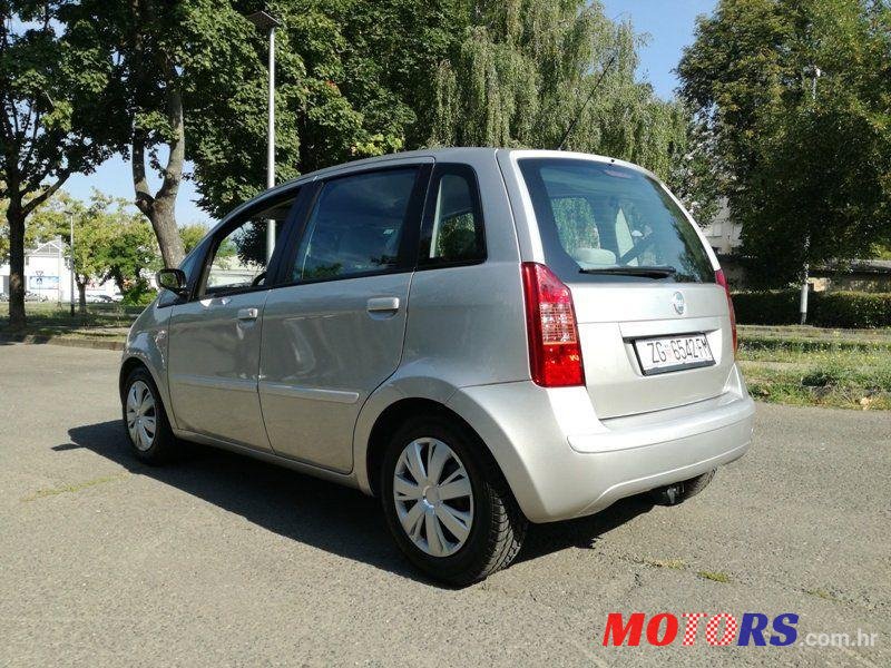 2004' Fiat Idea 1,4 16V photo #4