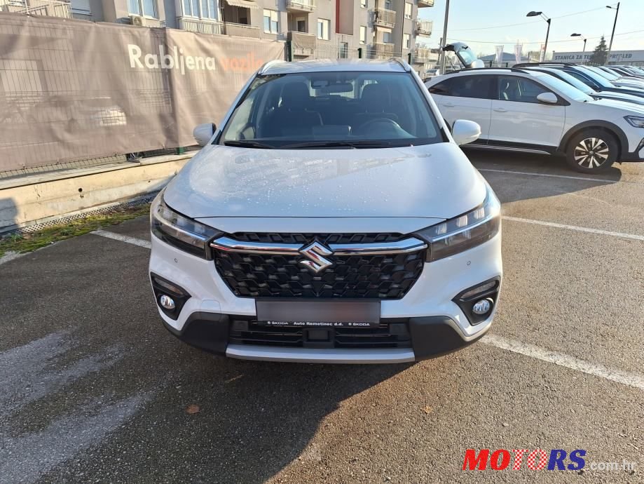 2023' Suzuki SX4 S-Cross 1,4 photo #2
