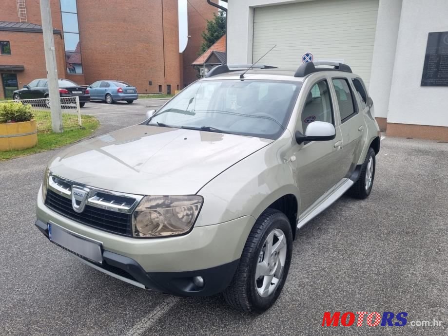 2011' Dacia Duster 1,6 16V photo #3