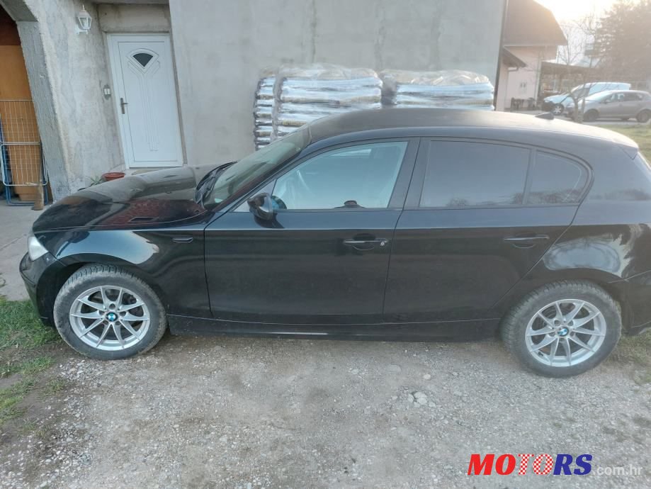 2008' BMW Serija 1 118D photo #6