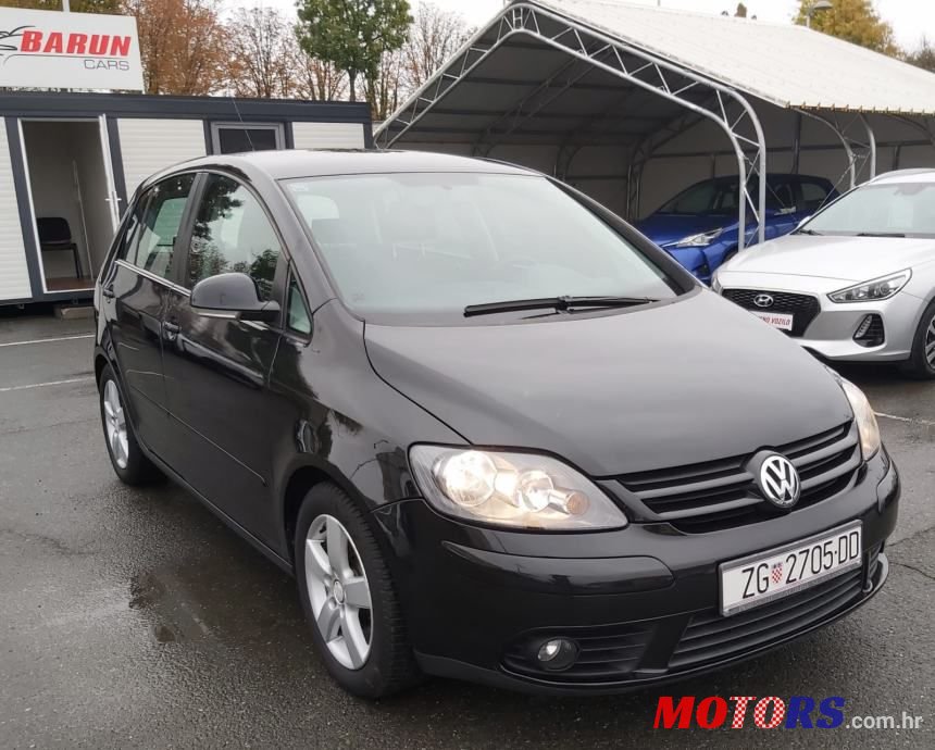 2007' Volkswagen Golf Plus photo #5