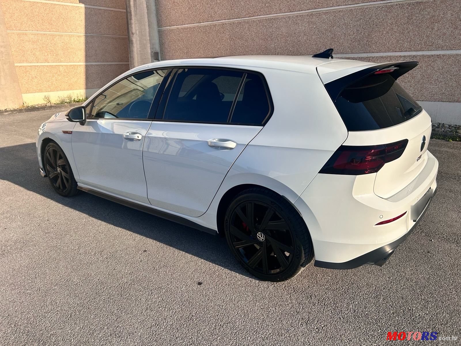 2022' Volkswagen Golf VIII 2,0 Tsi photo #3