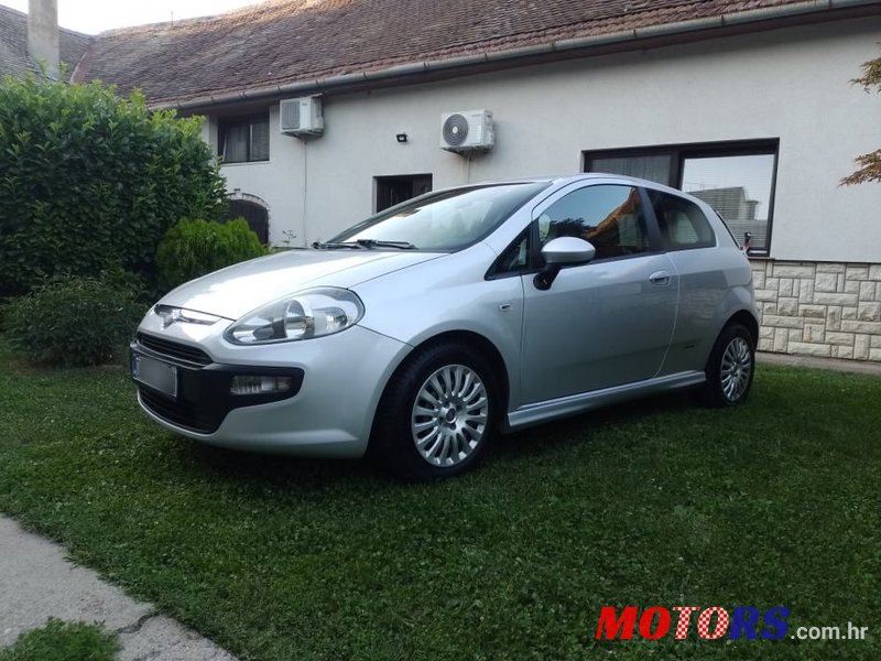 2012' Fiat Punto Evo 1,3 Multijet 16V photo #6