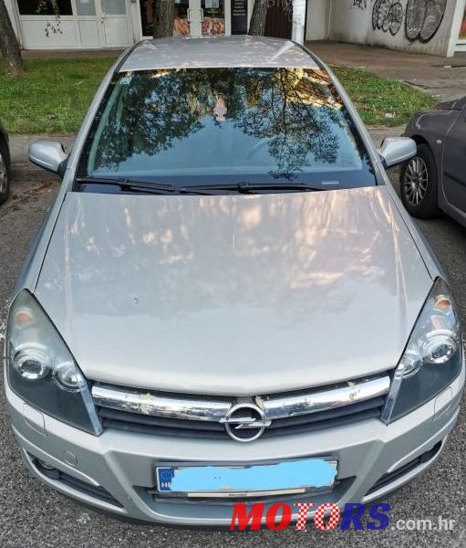 2007' Opel Astra photo #3