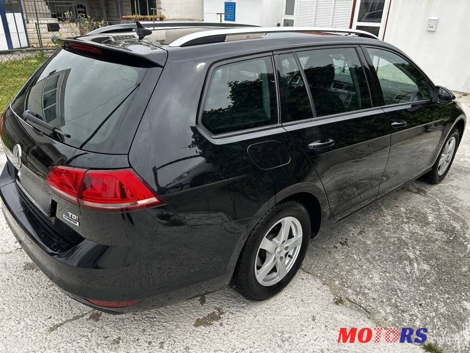 2016' Volkswagen Golf VII Variant photo #4