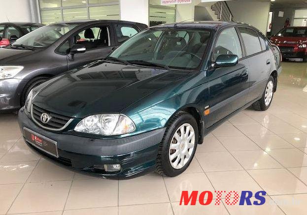 2001' Toyota Avensis 1,8 Vvt-I Sol photo #1