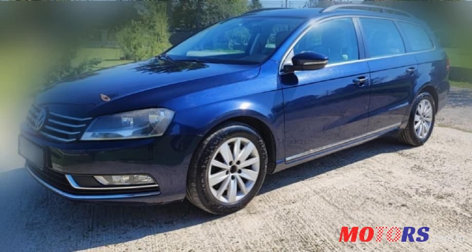 2013' Volkswagen Passat Variant photo #6