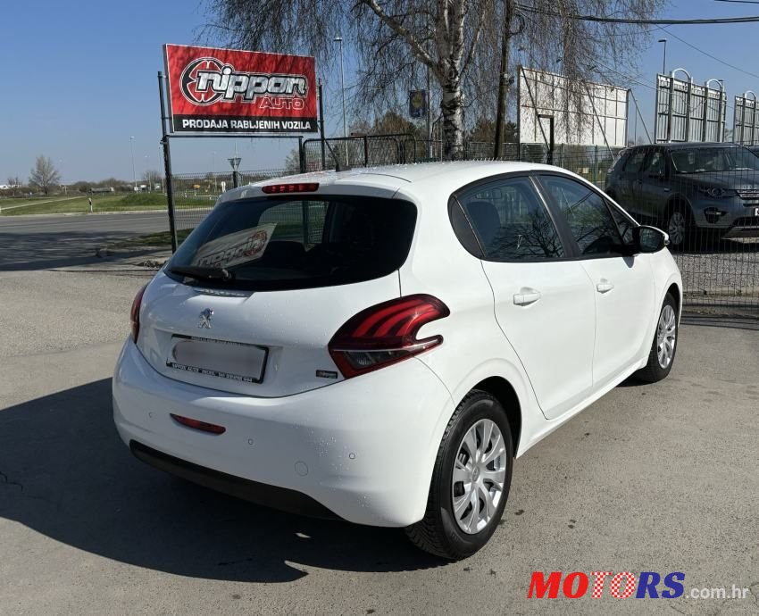 2017' Peugeot 208 1,6 Bluehdi photo #6