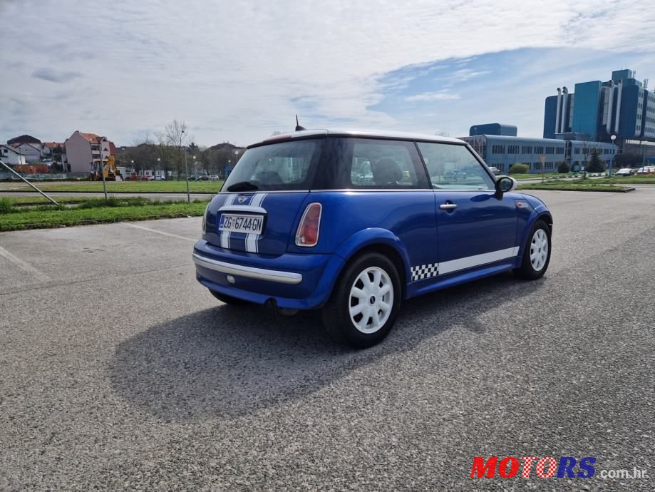 2006' MINI One 1.4D photo #4