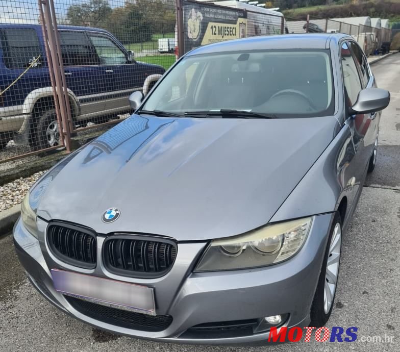 2009' BMW Serija 3 330Xd photo #3