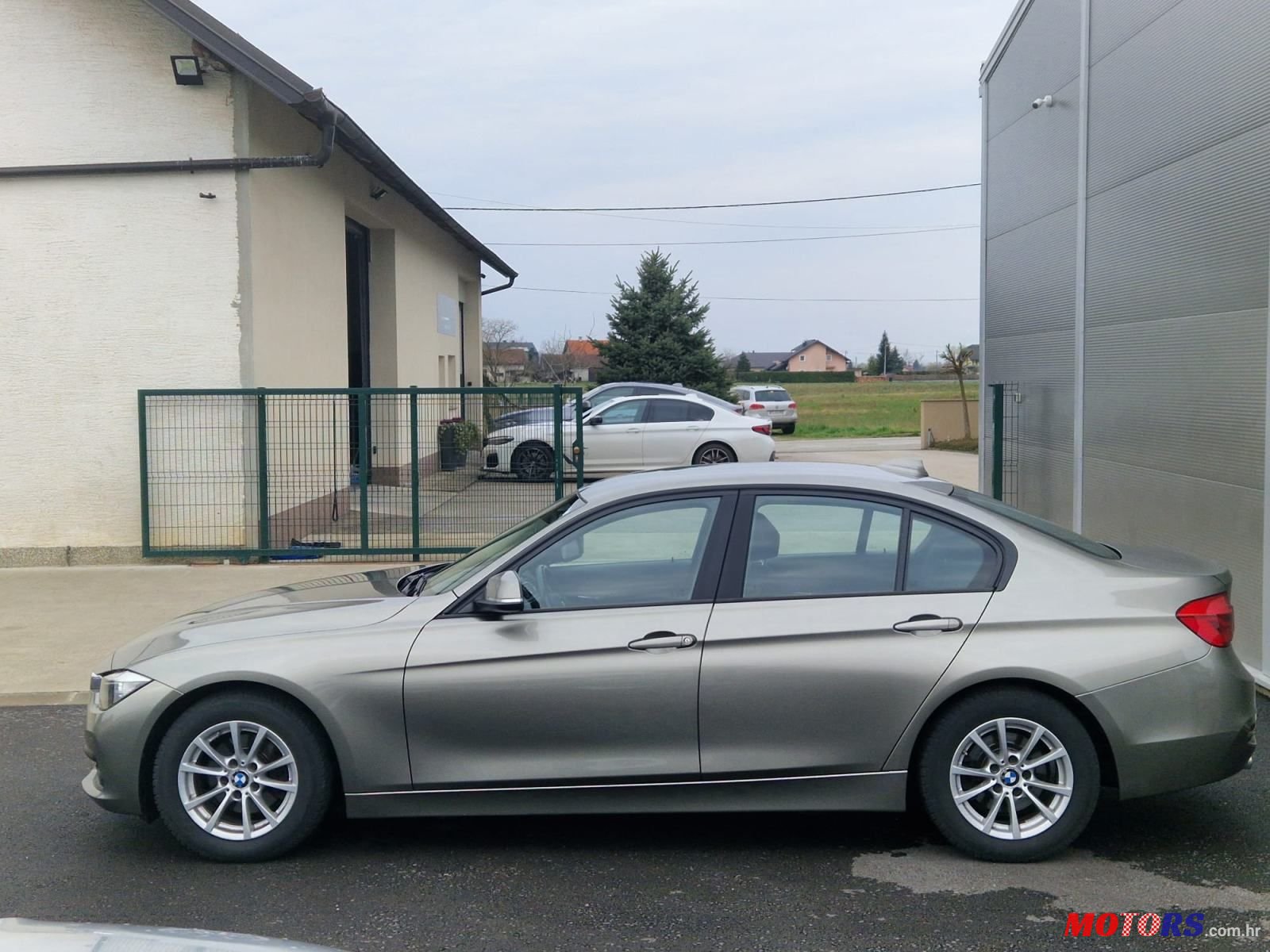 2015' BMW Serija 3 320D photo #6