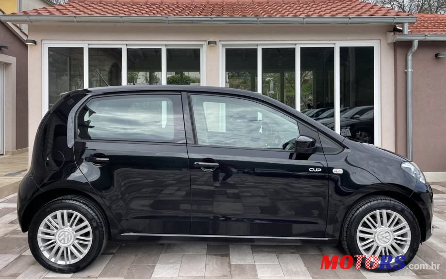 2013' Volkswagen Up! 1,0 Up! photo #6